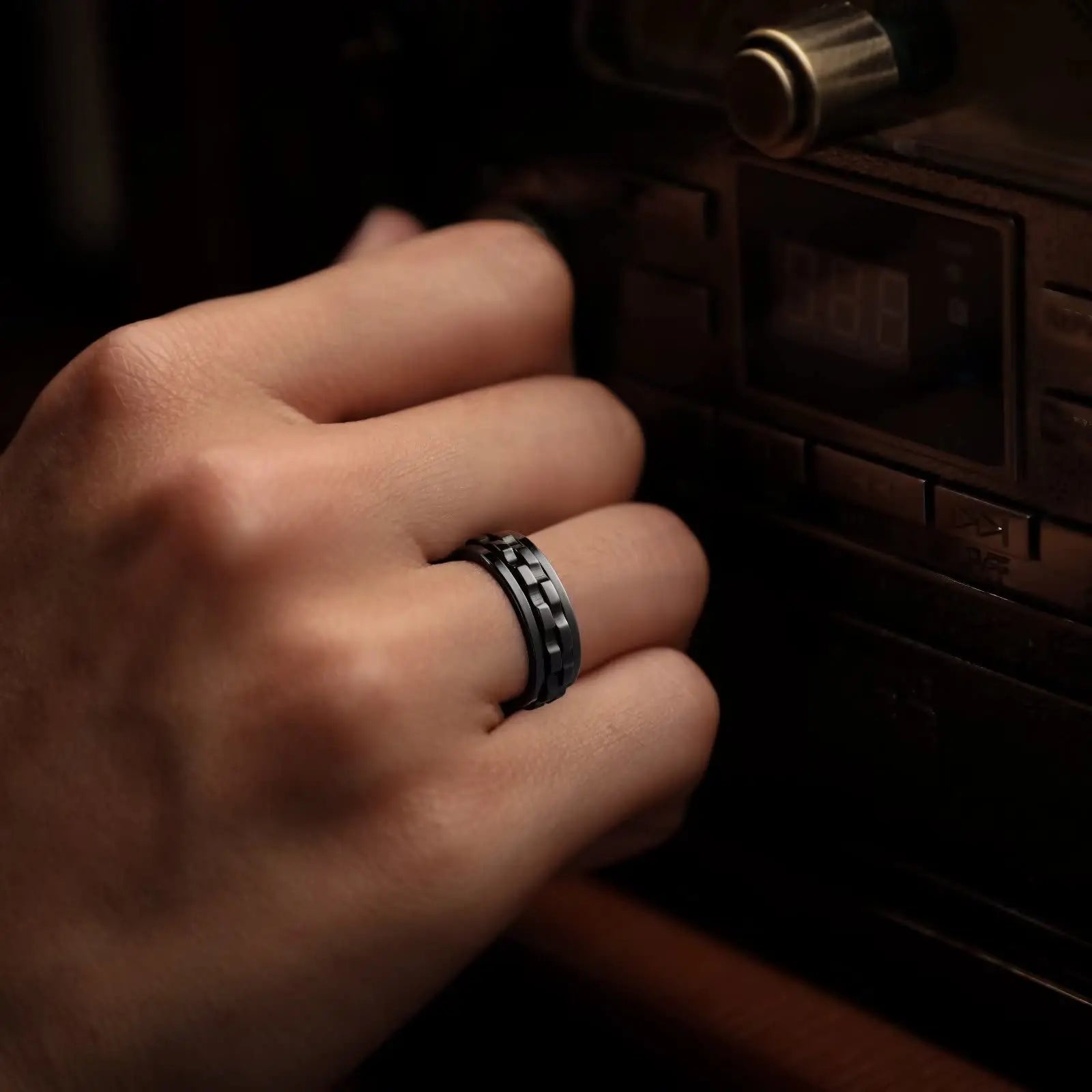 Punk Chain Spinner Ring
