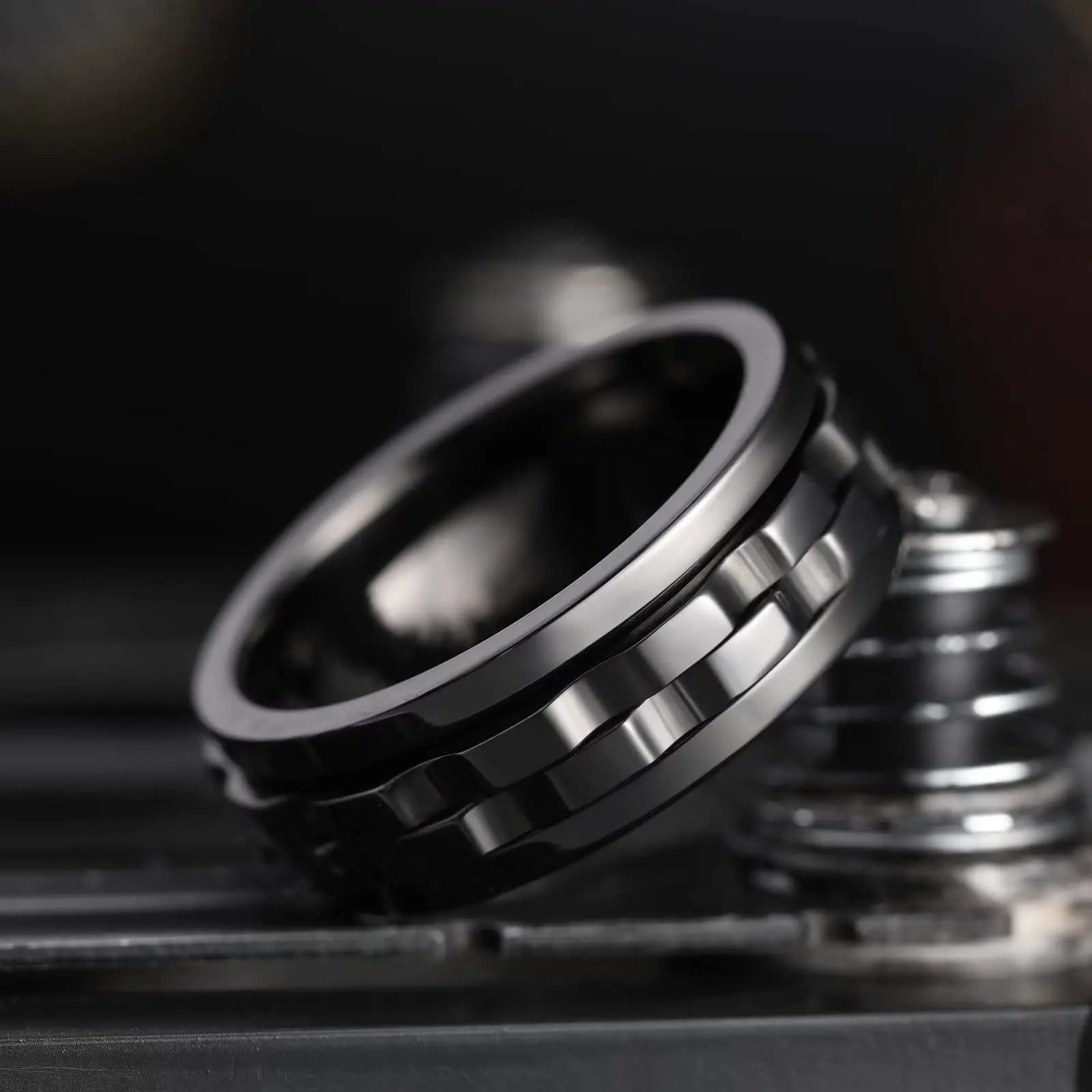Punk Chain Spinner Ring
